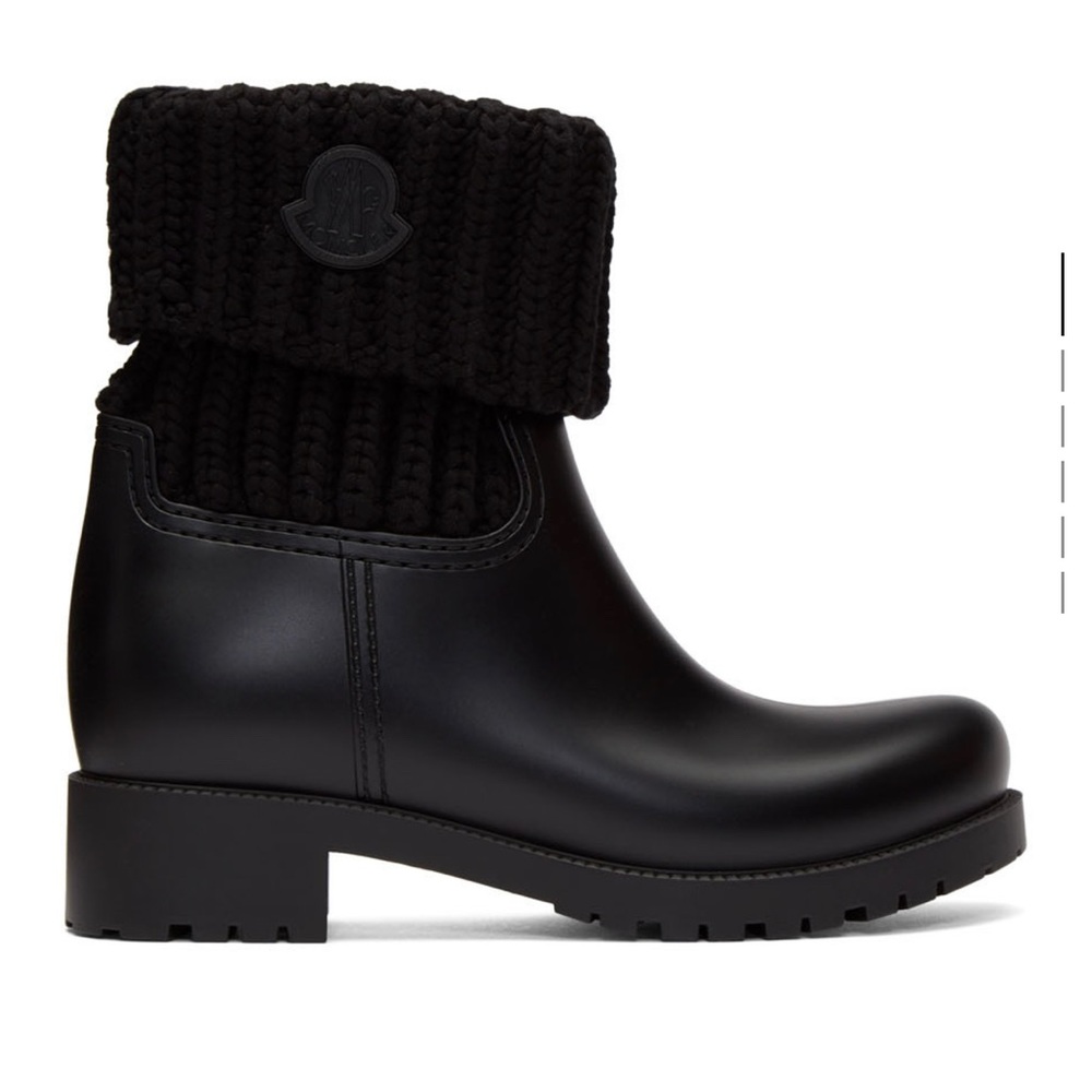 Moncler boots in a size 38 (size 8). Barely worn, I got the wrong size